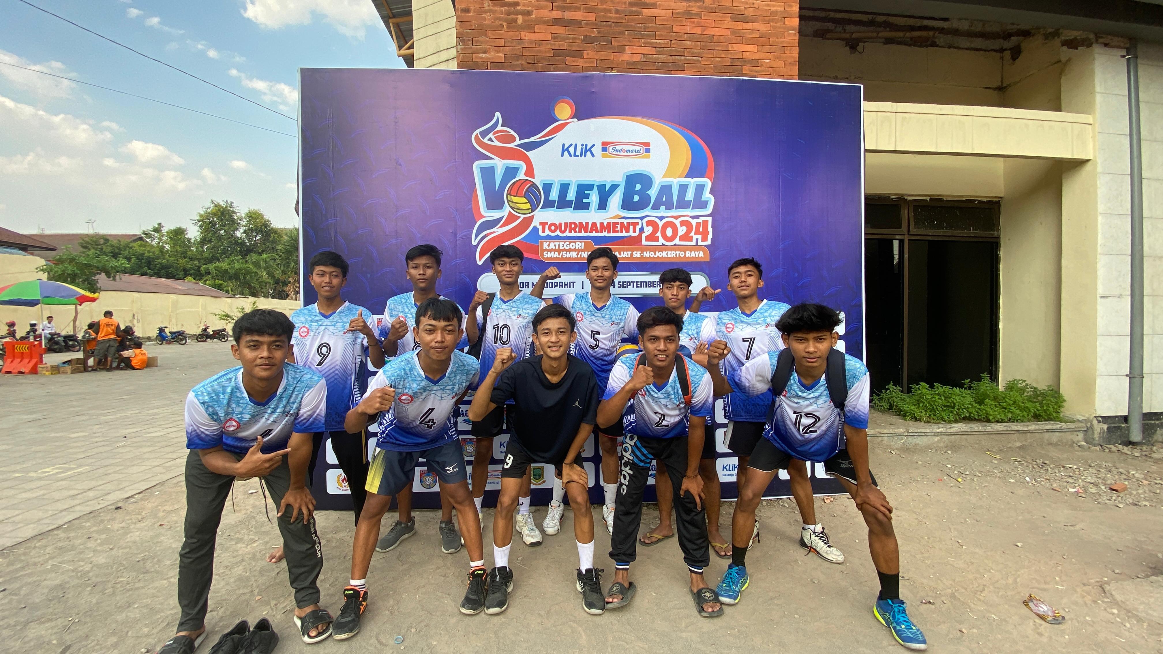 Tim Voli Skadentah Tampil Maksimal di GOR Mojopahit